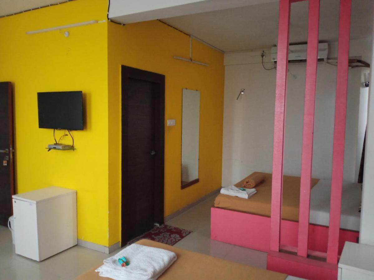 Malhar Palace Hotel Shirdi Eksteriør bilde