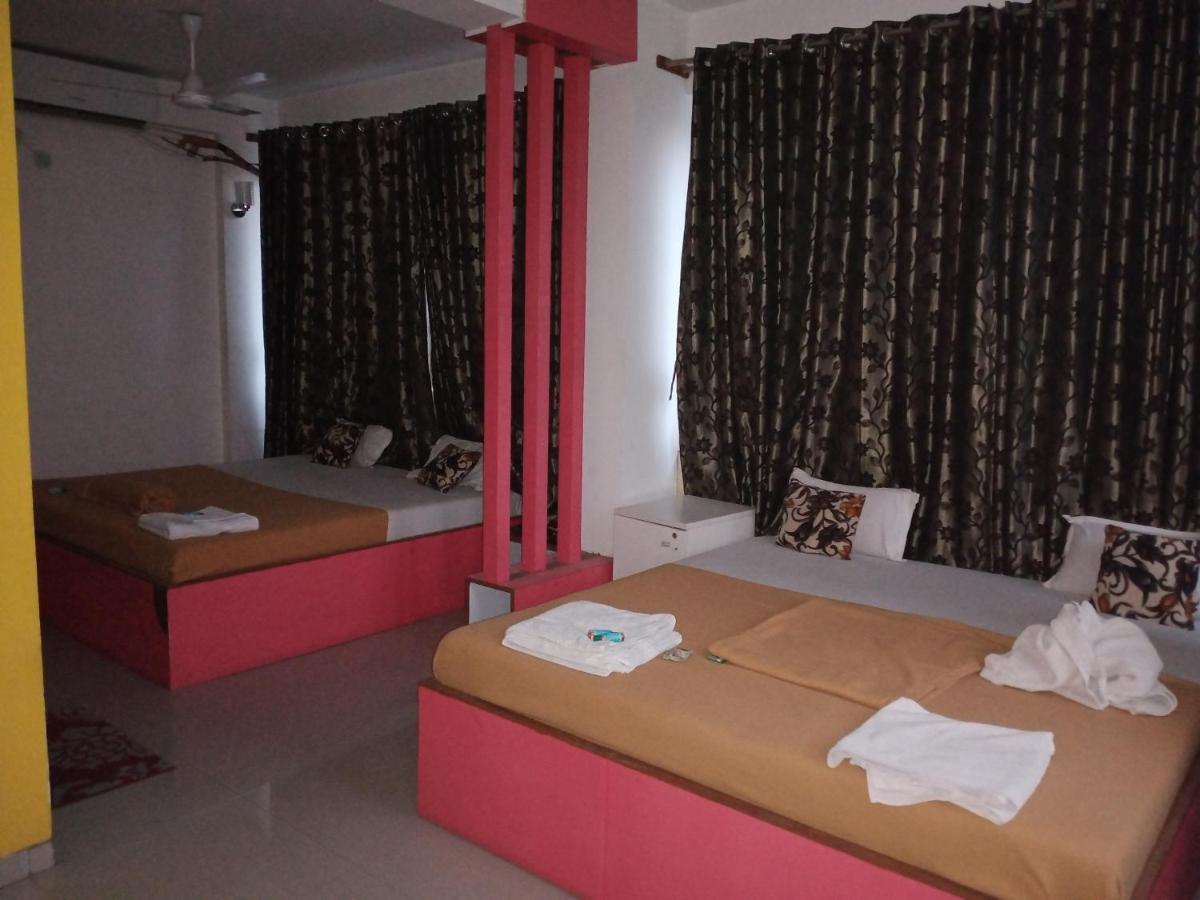 Malhar Palace Hotel Shirdi Eksteriør bilde