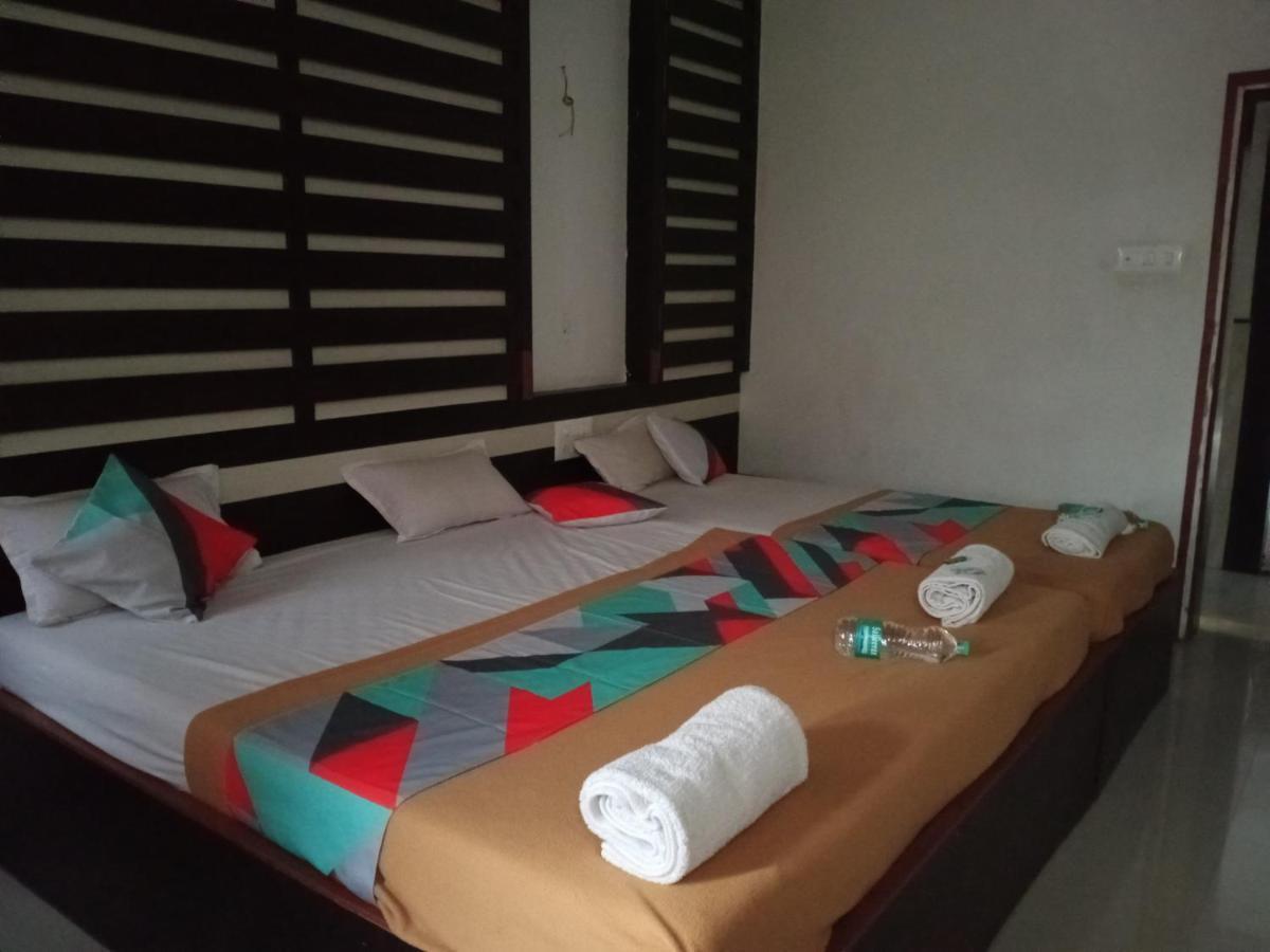 Malhar Palace Hotel Shirdi Eksteriør bilde